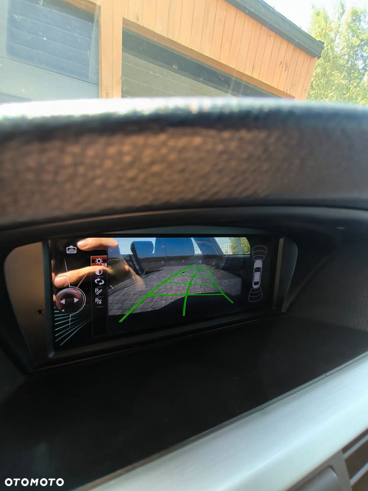 BMW Seria 3 335d - 24