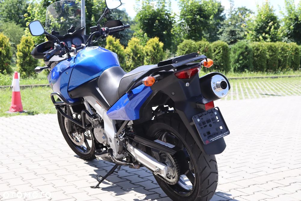 Suzuki V-STROM - 11