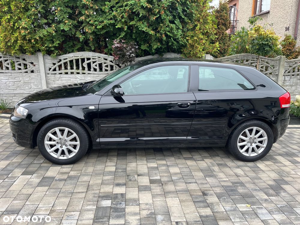 Audi A3 1.6 Ambiente - 19