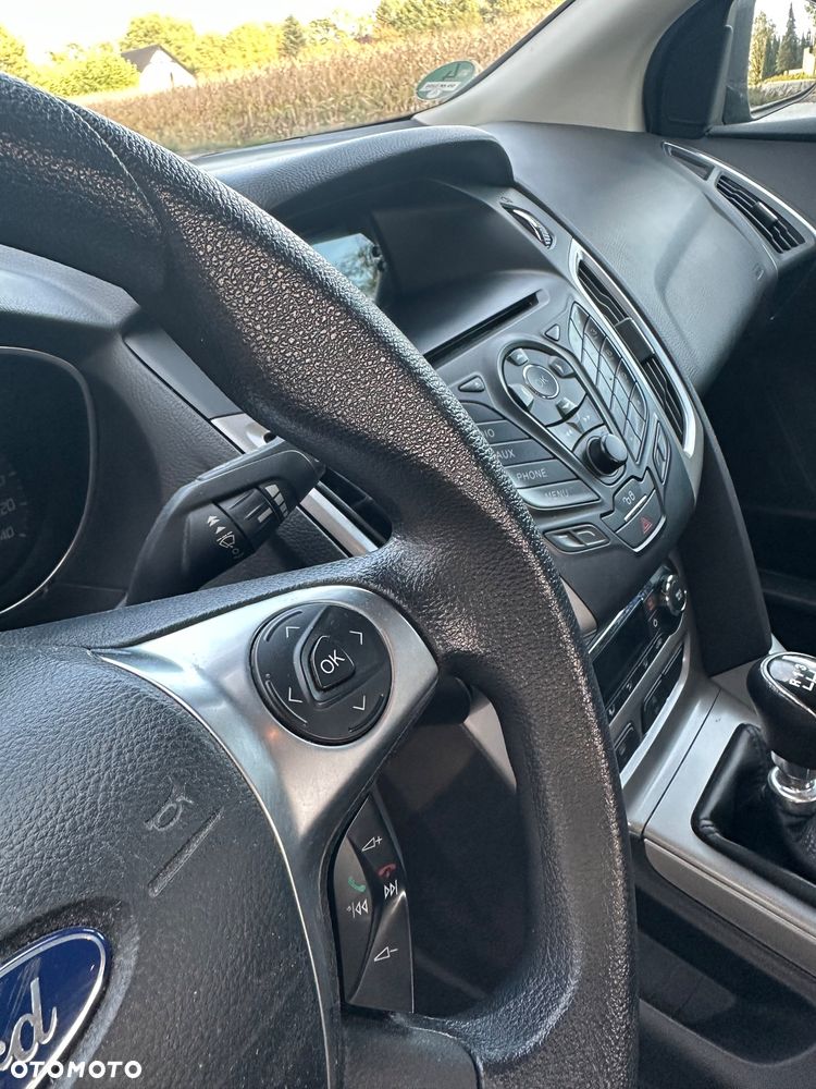 Ford Focus - 12