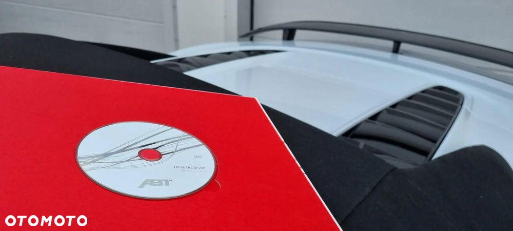 Audi R8 5.2 Quattro S tronic - 16
