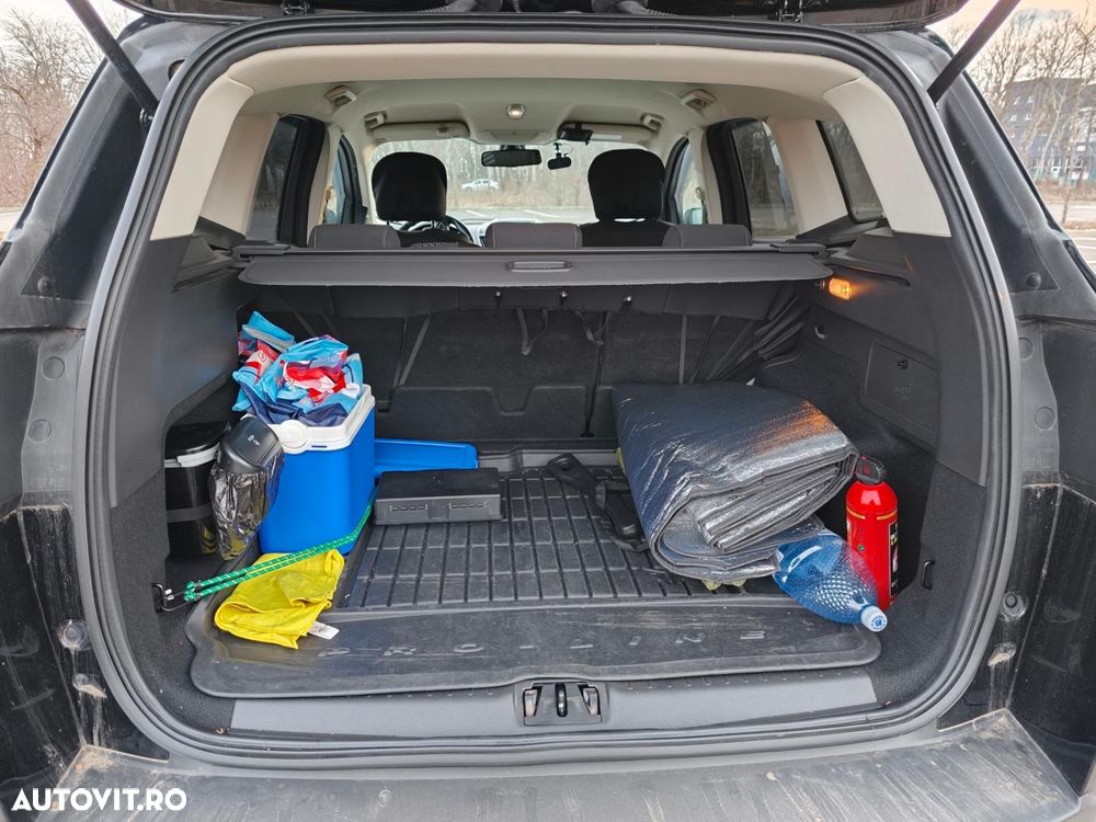 Ford Kuga 1.5 EcoBoost 2WD Trend - 12