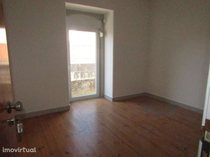 Escritório com 12 m² no centro de Torres Vedras. - Grande imagem: 2/12