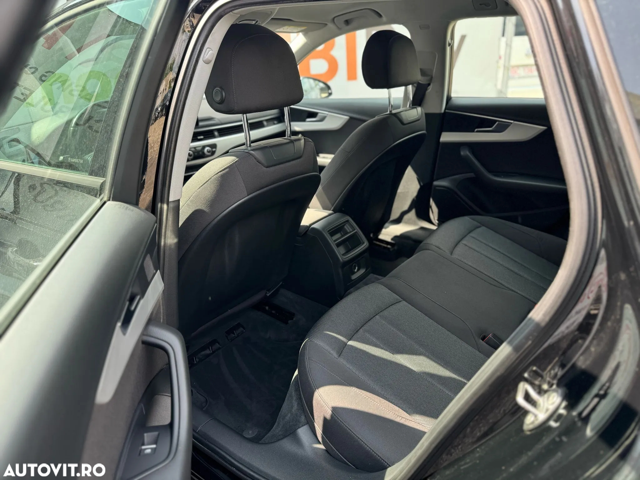 Audi A4 Avant 2.0 TDI Multitronic - 25