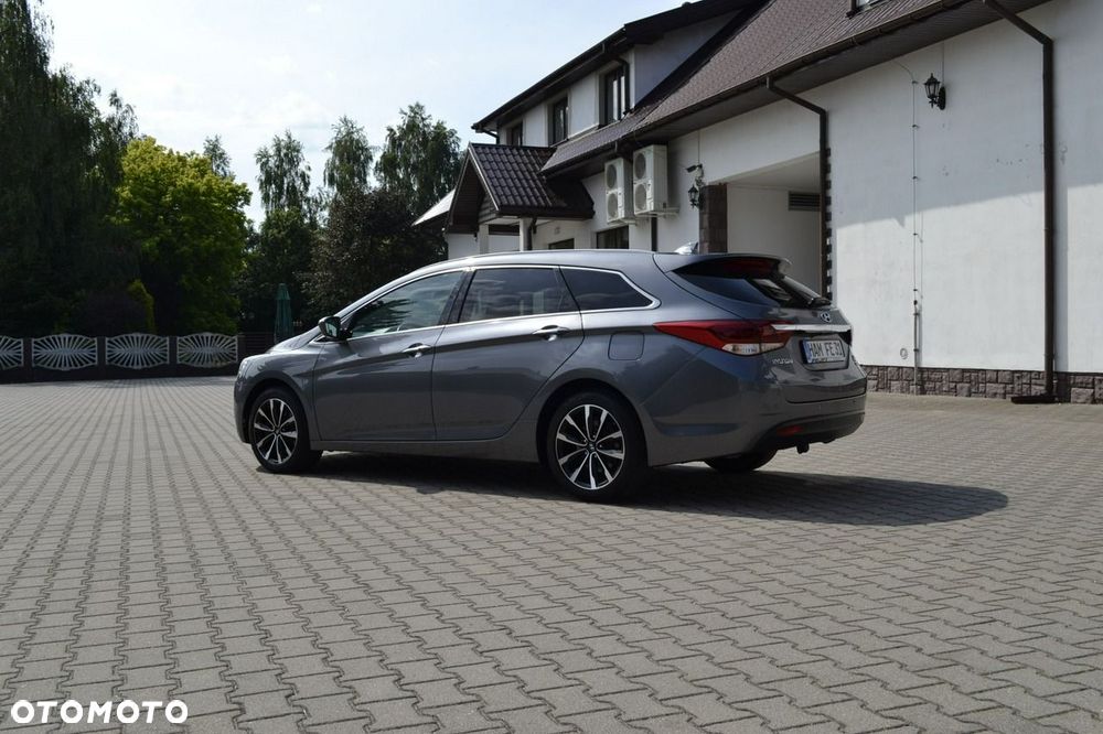 Hyundai i40 Kombi 1.7 CRDi DCT Premium - 6