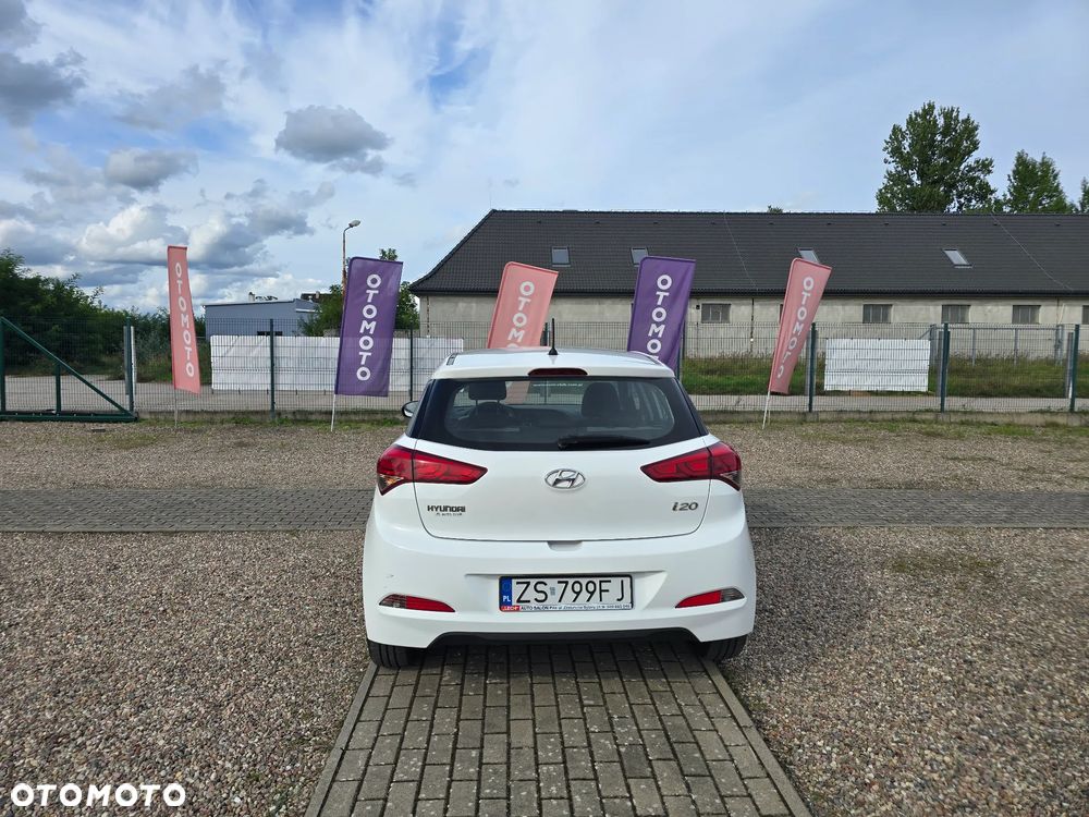 Hyundai i20 1.1 CRDi Comfort - 7