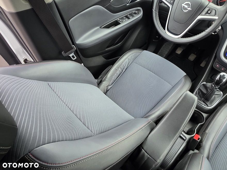 Opel Mokka 1.4 T Cosmo S&S - 22