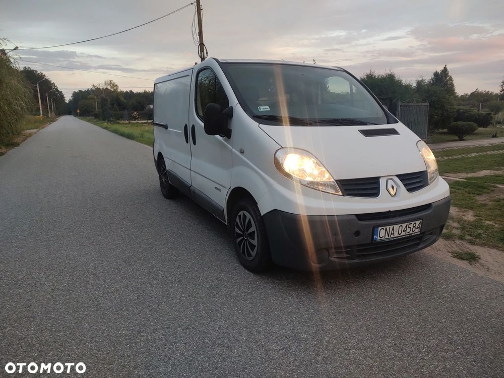 Renault Trafic - 2