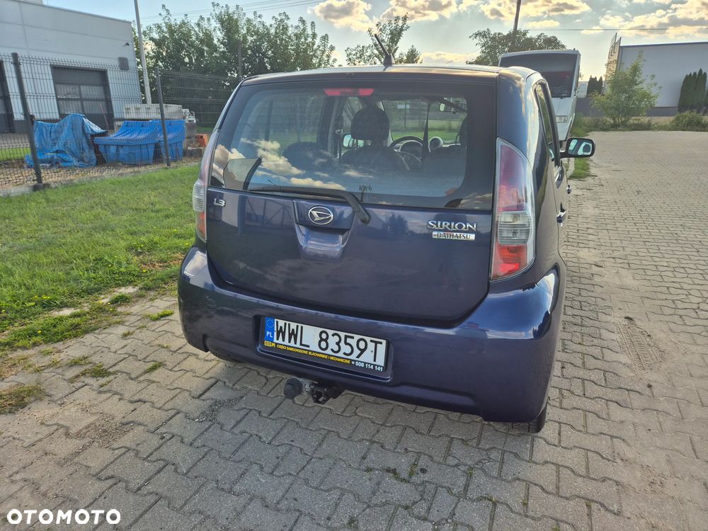 Daihatsu Sirion - 13