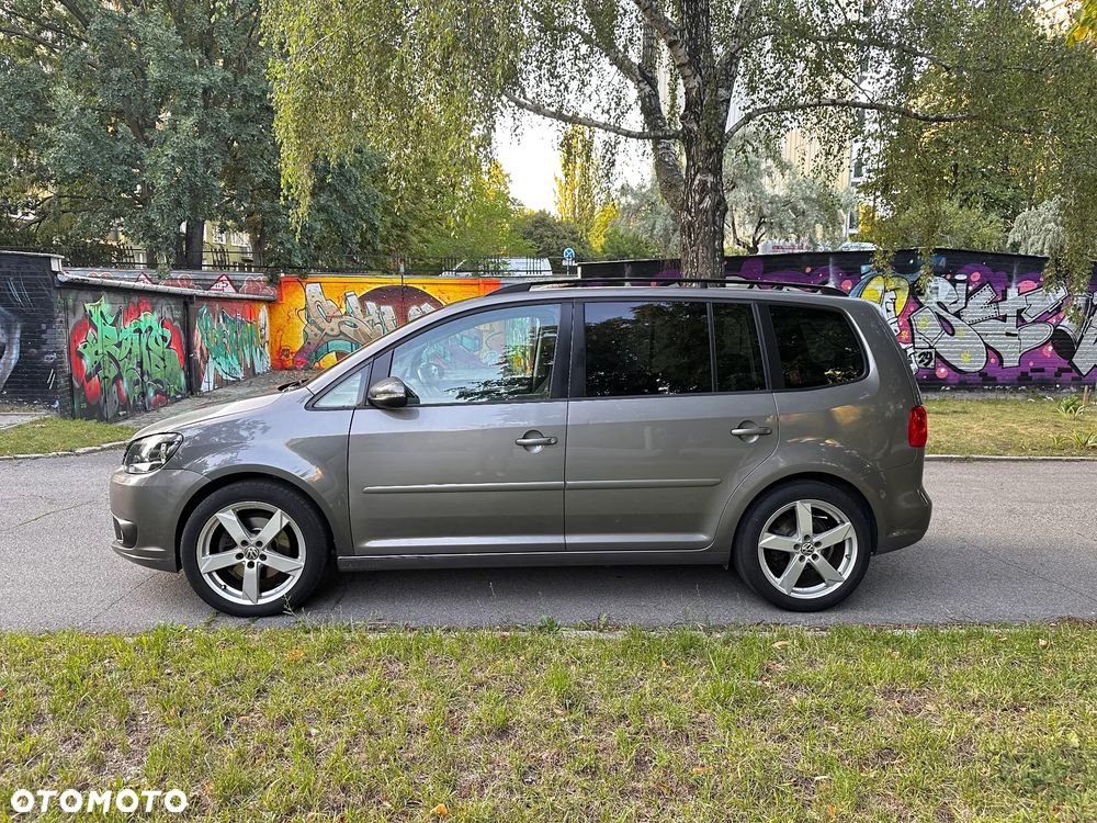 Volkswagen Touran 2.0 TDI Highline - 6