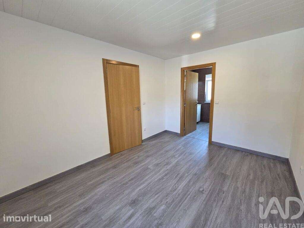 Casa / Villa T1 em Mortágua, Vale de Remígio, Cortegaça e Almaça - Grande imagem: 5/15
