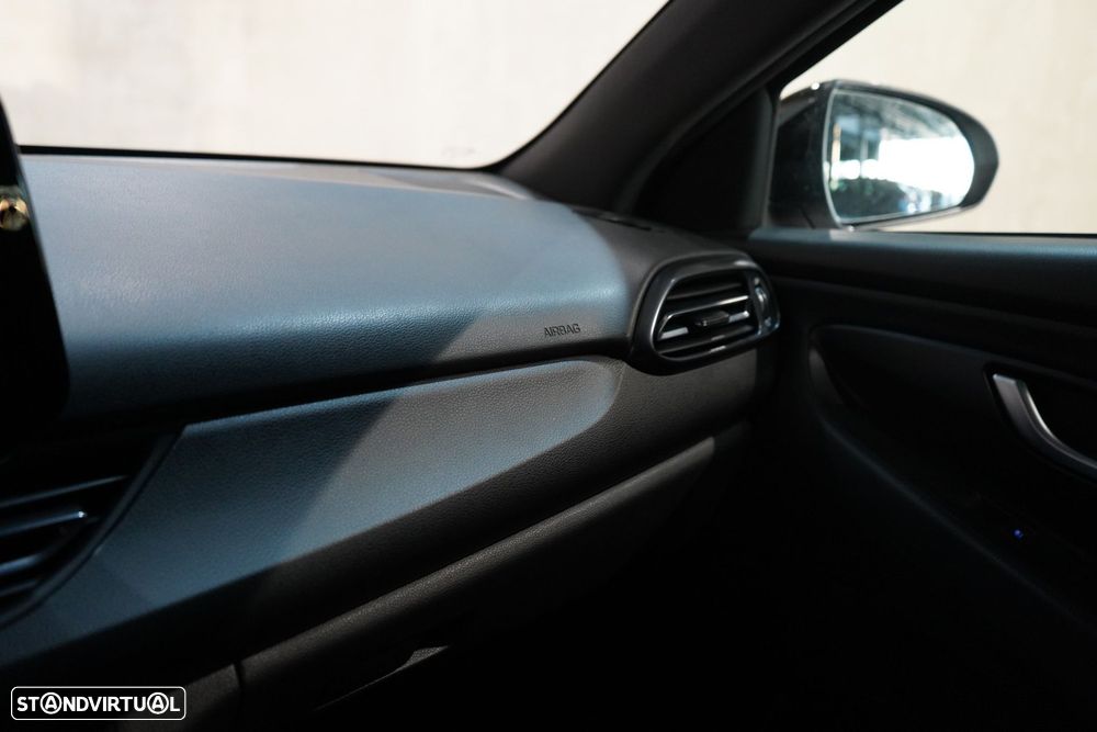 Hyundai i30 SW - 37