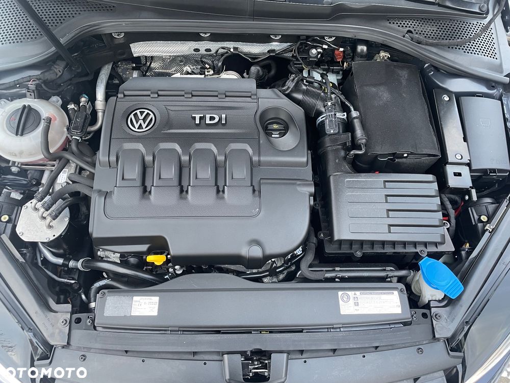 Volkswagen Golf 1.6 TDI BlueMotion Technology Trendline - 27
