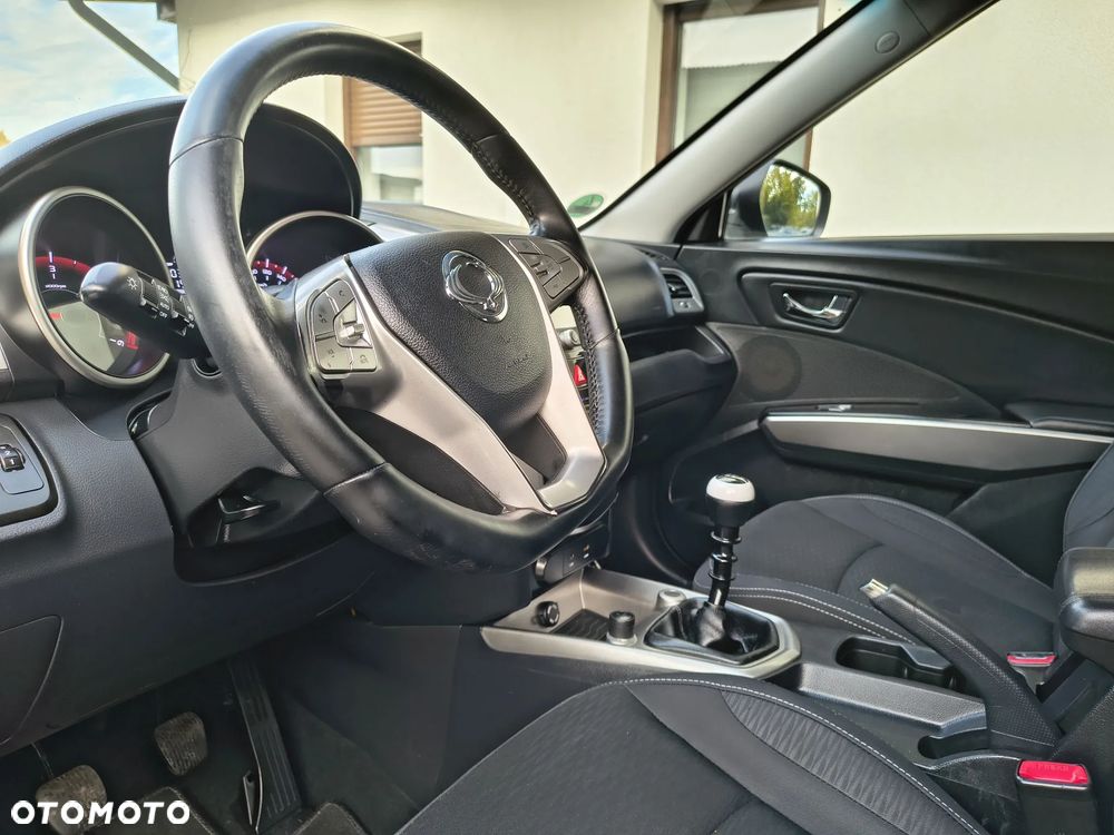 SsangYong/KGM Tivoli 1.6 D Sapphire - 30