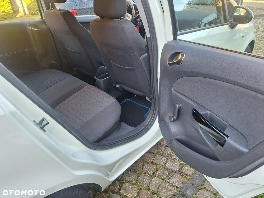 Opel Corsa 1.2 16V 111 - 19