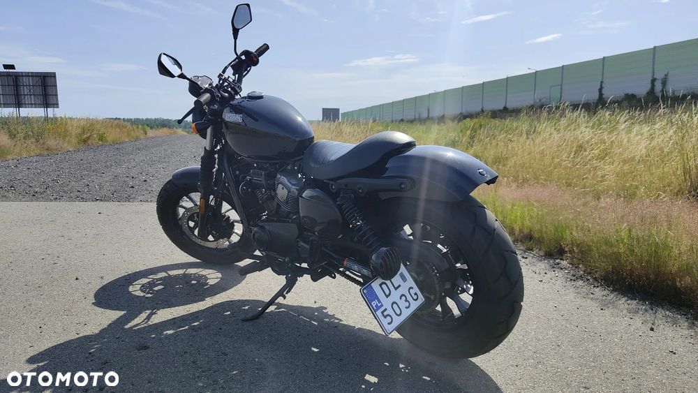 Hyosung GV - 3