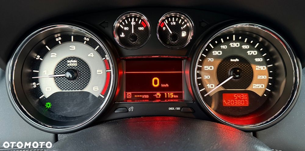 Peugeot RCZ 2.0 HDi - 16