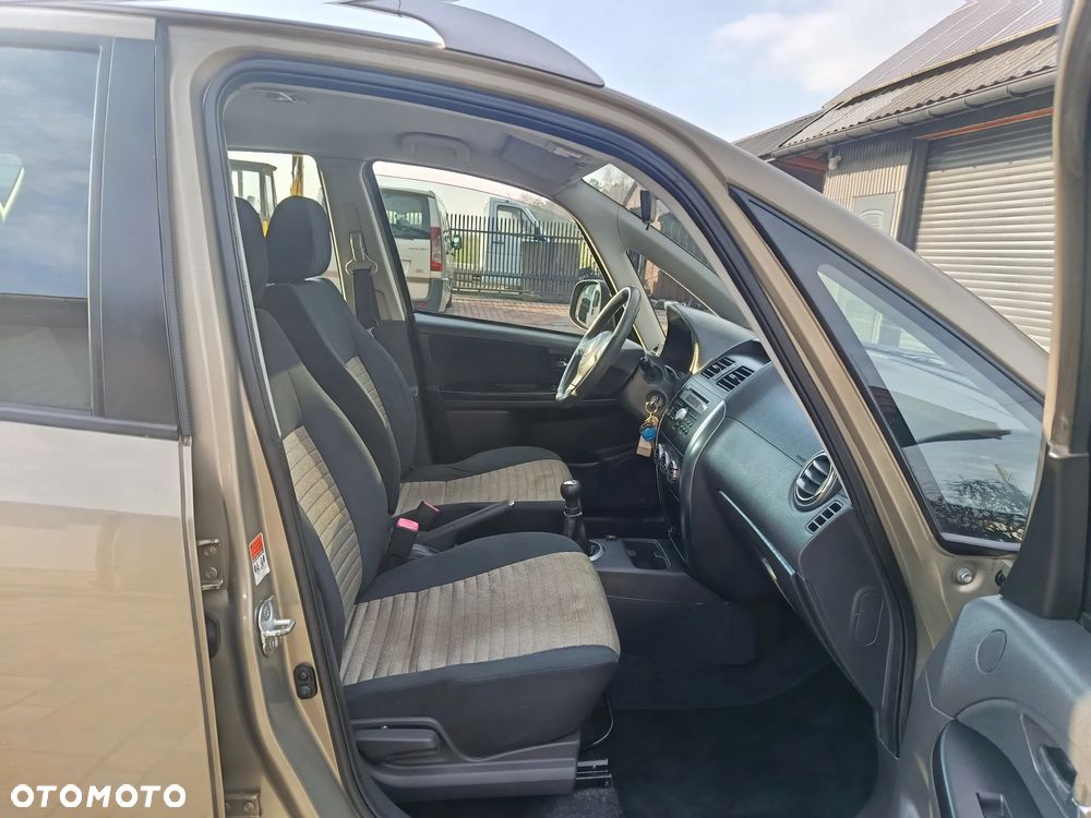 Fiat Sedici 1.6 16V 4x4 Emotion - 16