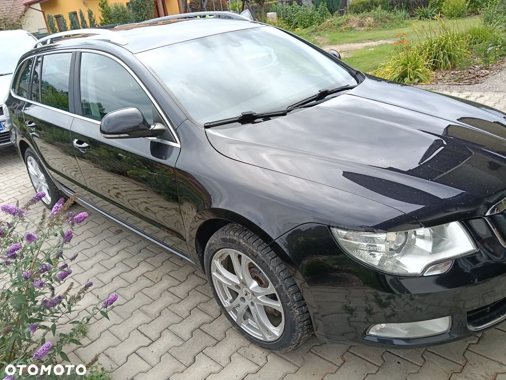 Skoda Superb 2.0 TDI Ambition DSG - 8