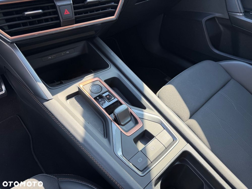 Cupra Formentor 1.5 eTSI DSG - 23