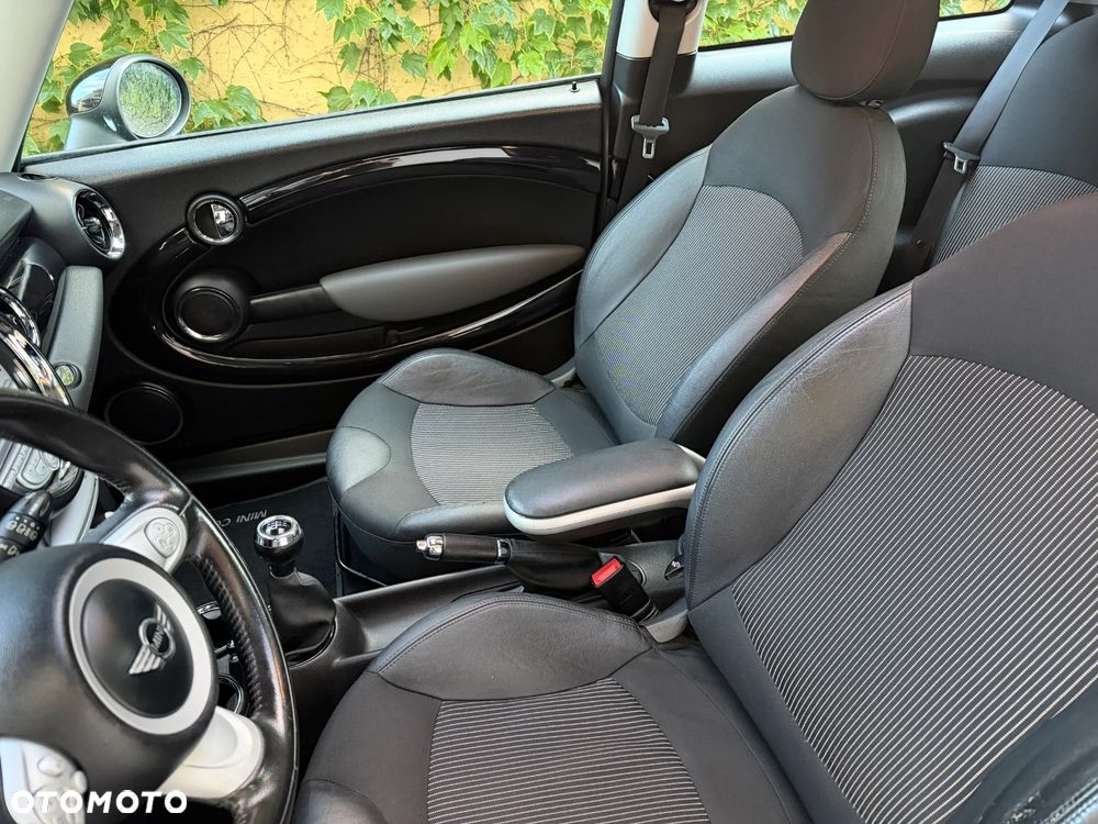MINI Cooper - 13