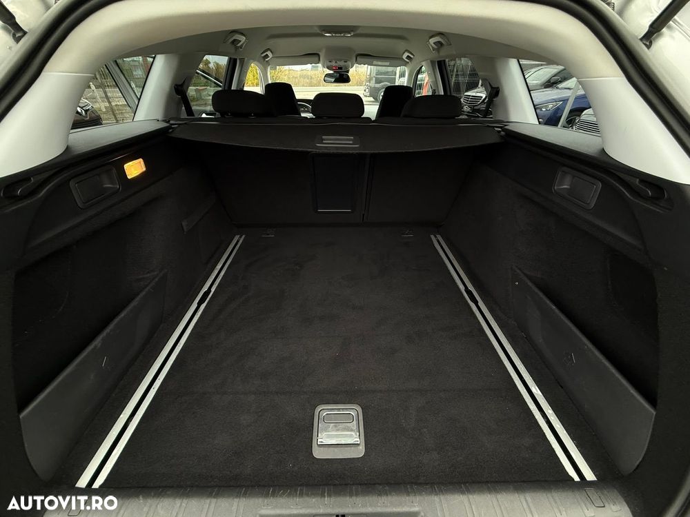 Peugeot 308 SW BlueHDi 150 Stop & Start Allure - 34