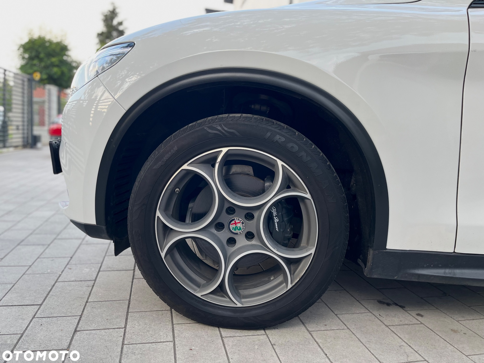 Alfa Romeo Stelvio - 15