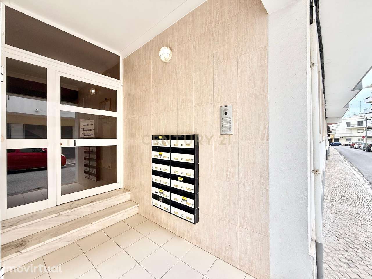Penthouse T3 no Centro de Olhão | Terraço Privativo de 61m² com Vista - Grande imagem: 2/32