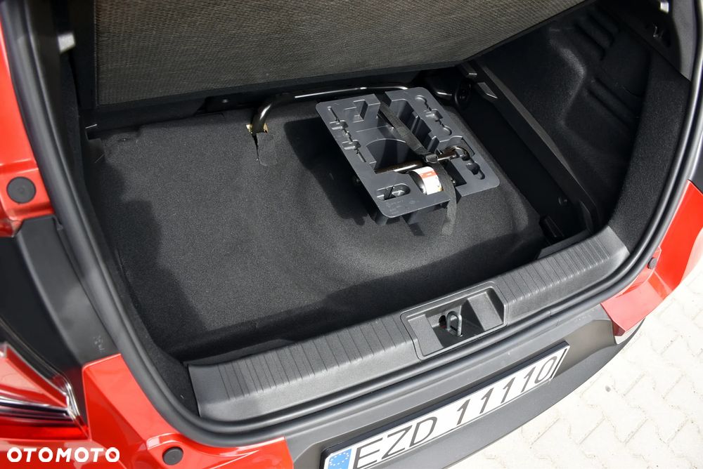 Renault Captur E-TECH Full 145 TECHNO - 29