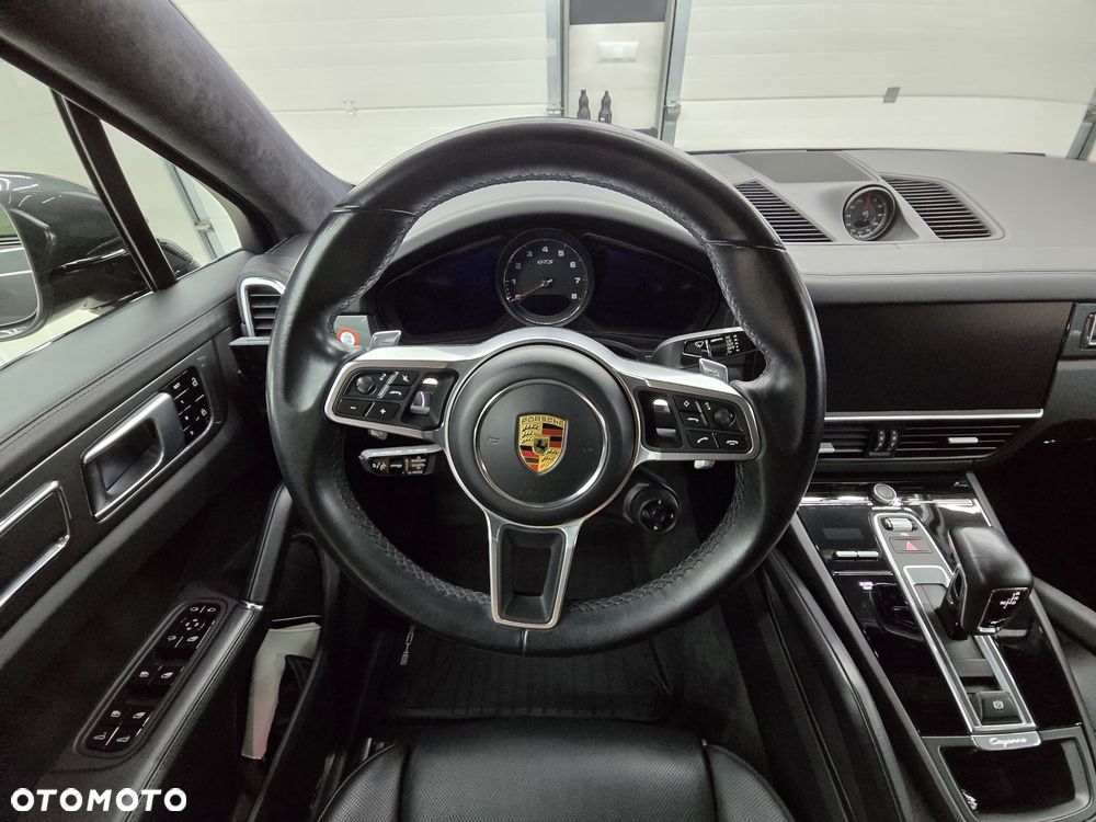 Porsche Cayenne GTS - 23