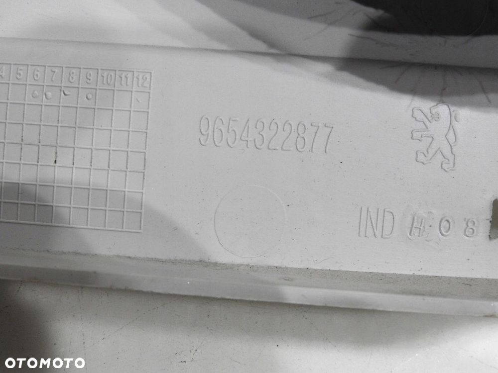 OSŁONA SŁUPKA LEWY TYŁ C PEUGEOT 407 SW - 7