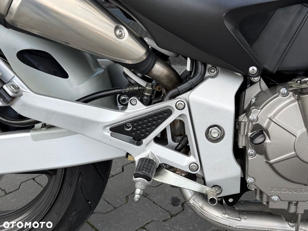 Honda Hornet - 15