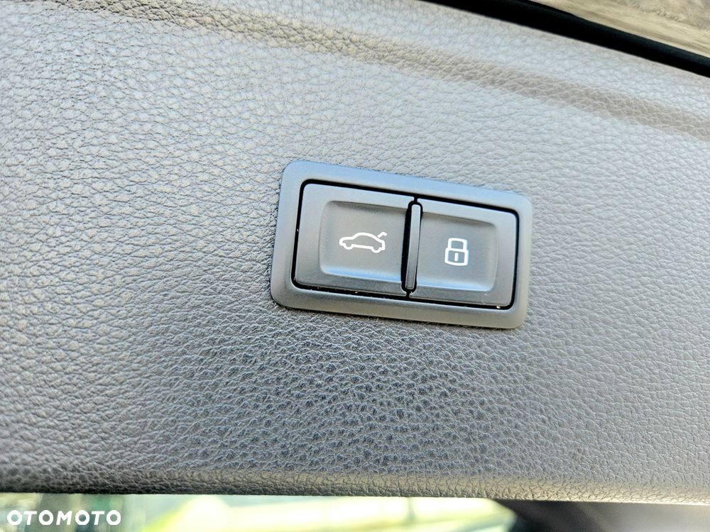 Audi Q5 2.0 TDI Quattro S tronic sport - 28