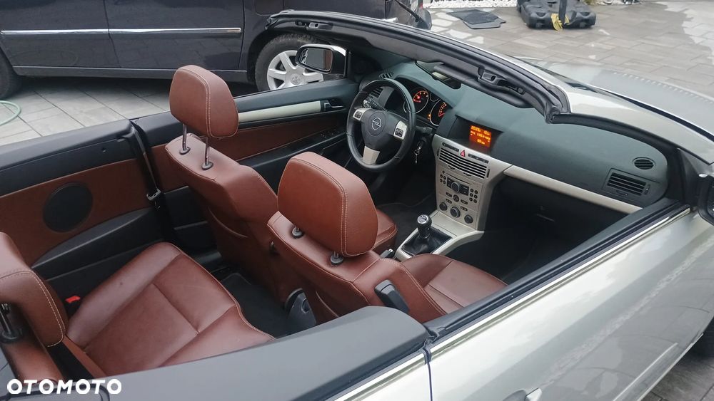 Opel Astra 1.8 Cosmo - 4