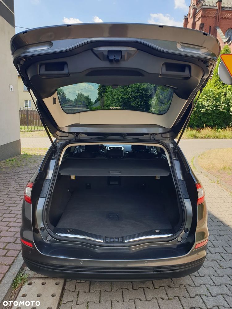 Ford Mondeo 2.0 TDCi Titanium - 36