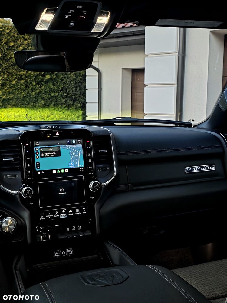 RAM 1500 - 16