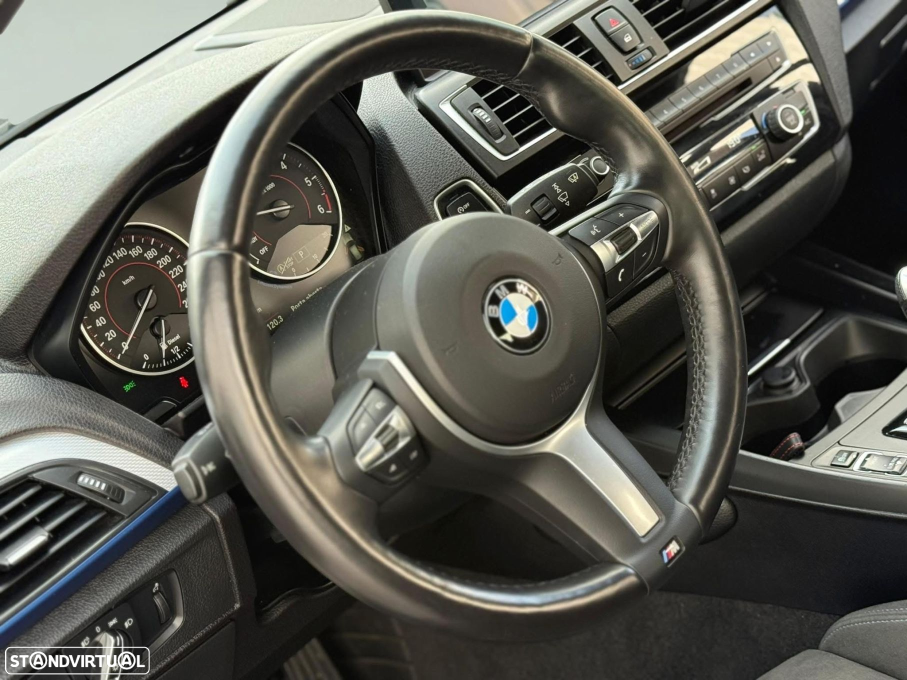 BMW 118 d Pack M Auto - 6
