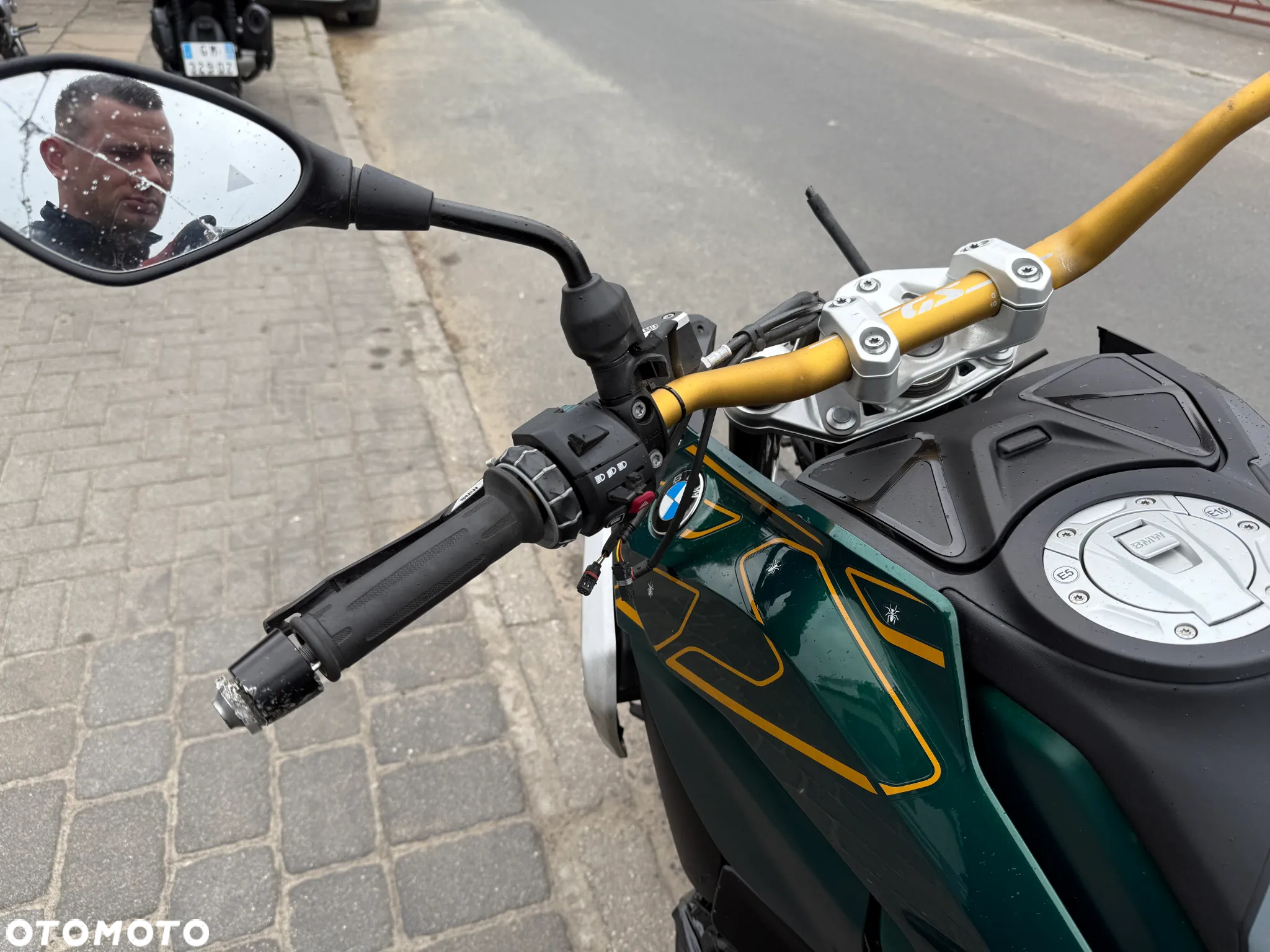 BMW R - 9