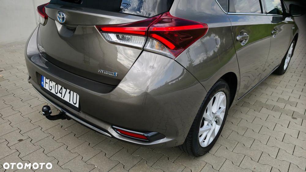 Toyota Auris 1.8 HSD Prestige - 12