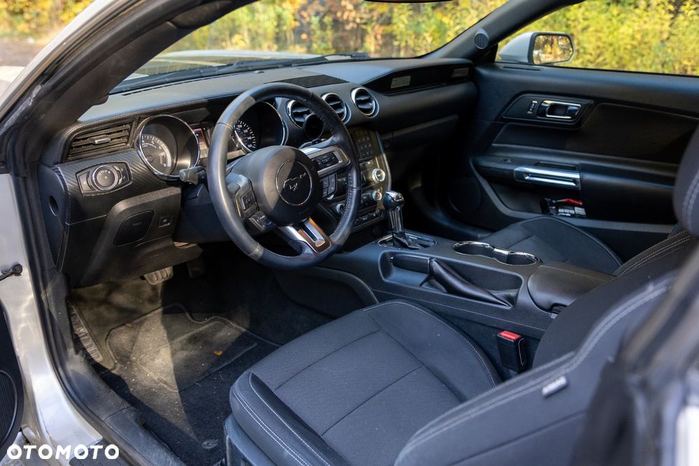 Ford Mustang 3.7 V6 - 4