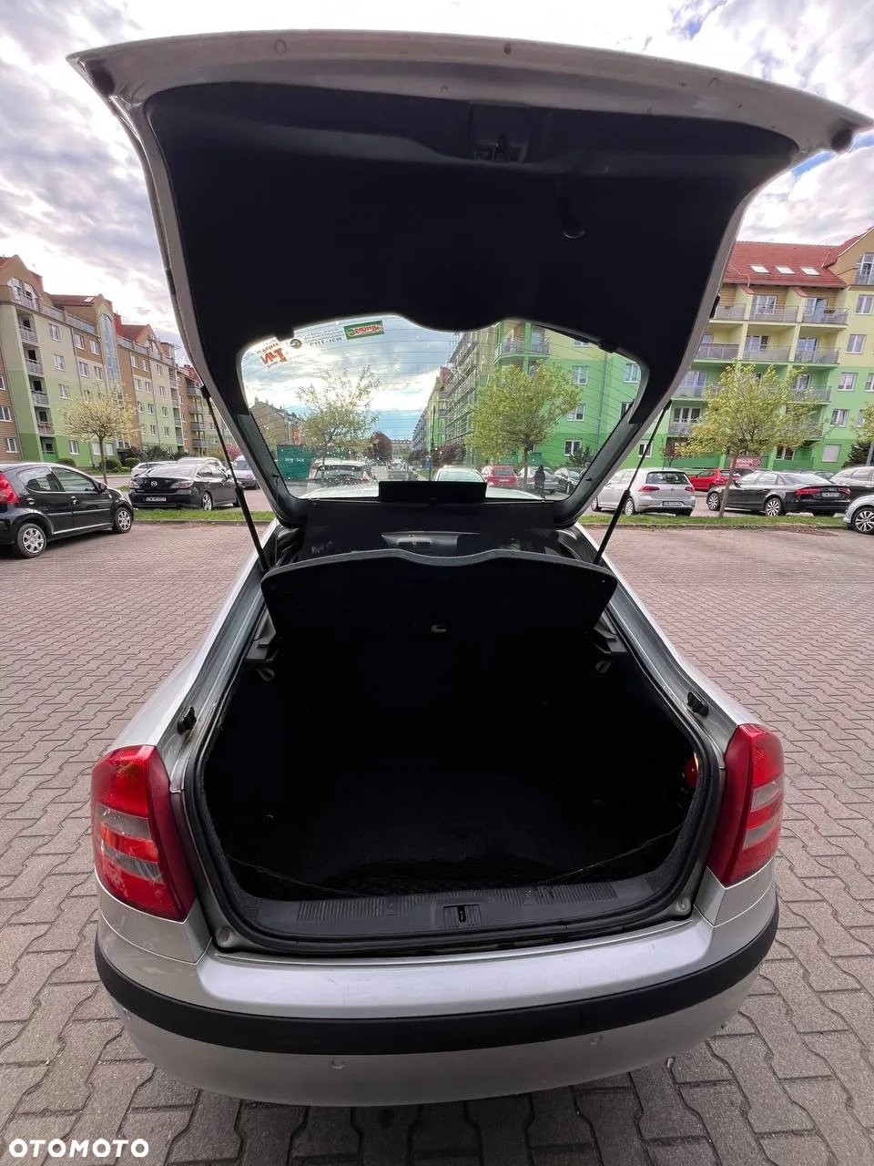 Skoda Octavia 2.0 FSI Elegance - 8