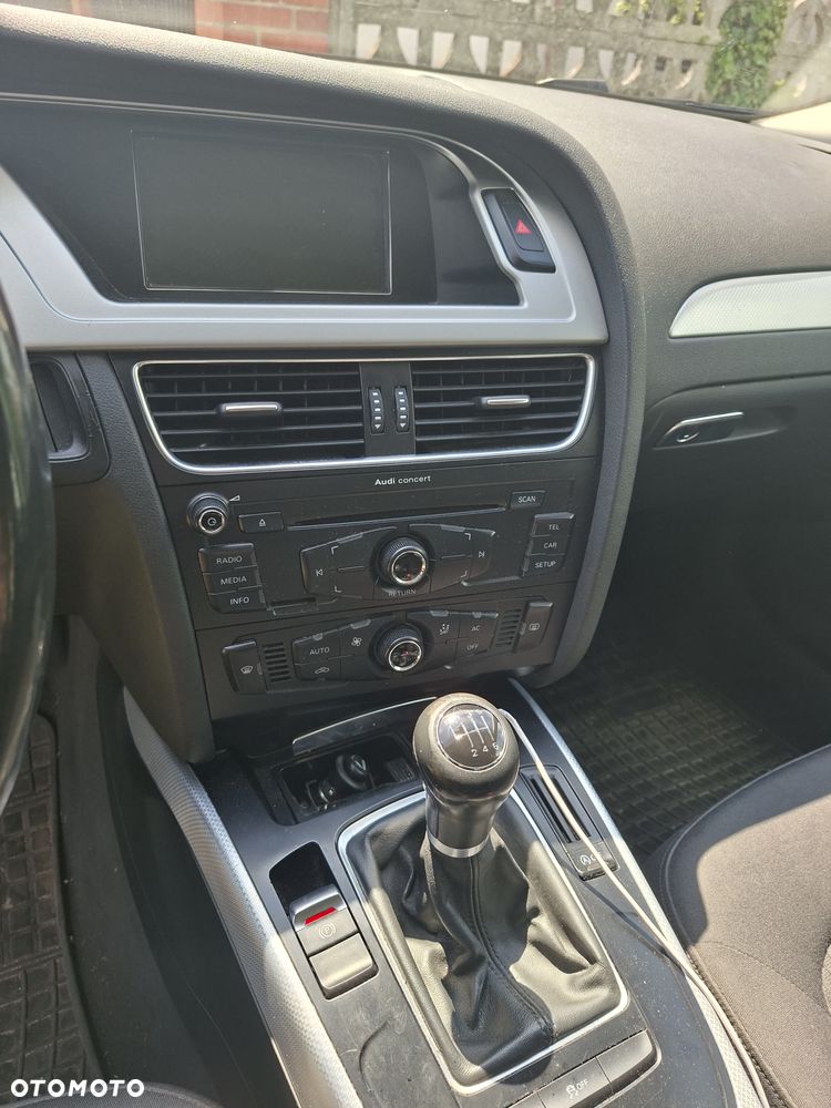 Audi A4 Avant 2.0 TDI - 5