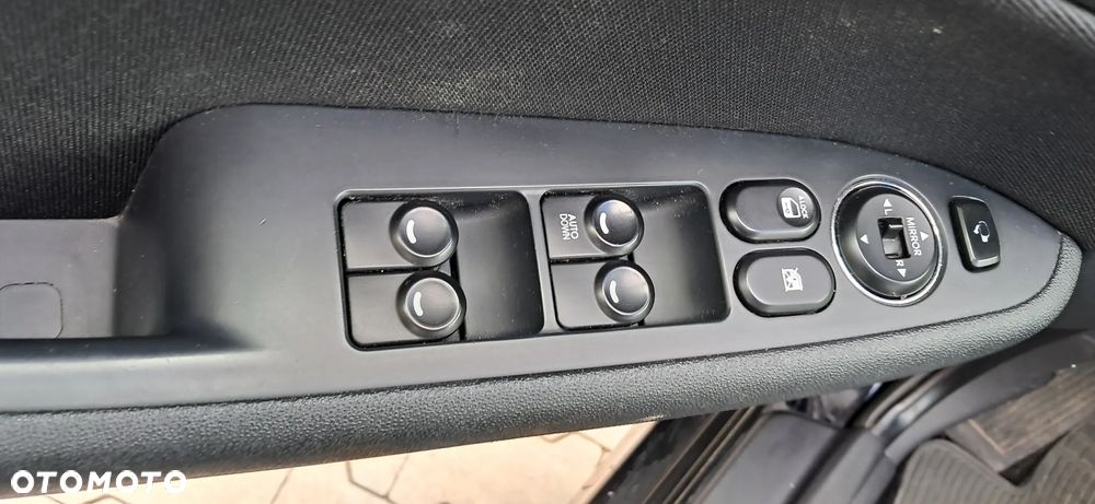 Hyundai i30 1.4 FIFA WM Edition - 18