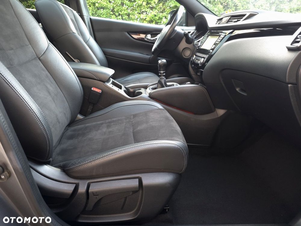 Nissan Qashqai 1.6 DIG-T N-Vision - 11