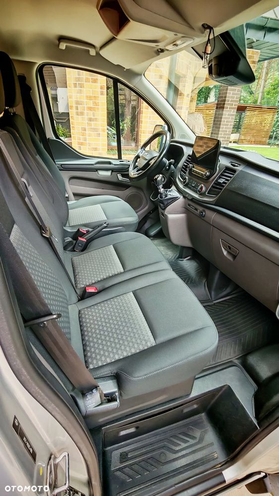 Ford Transit Custom 270 L1H1 Limited - 24