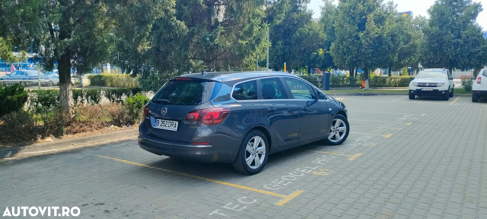 Opel Astra 1.6 D (CDTI) Start/Stop Sports Tourer Business - 11