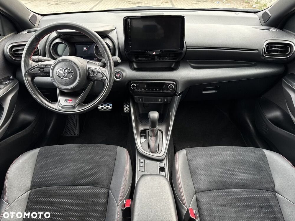 Toyota Yaris - 3