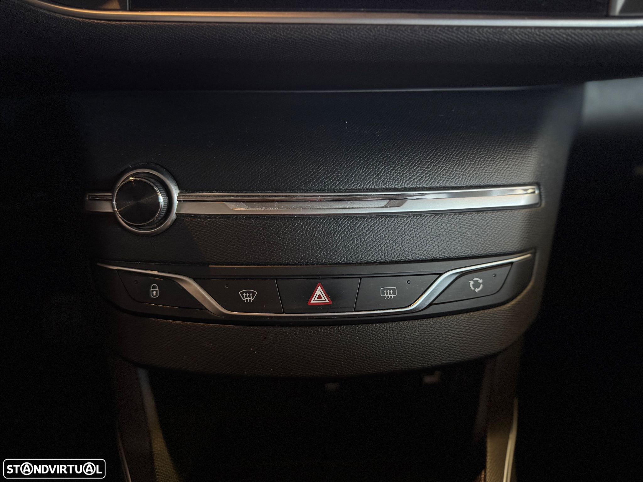 Peugeot 308 SW BlueHDi 130 EAT8 Style - 15