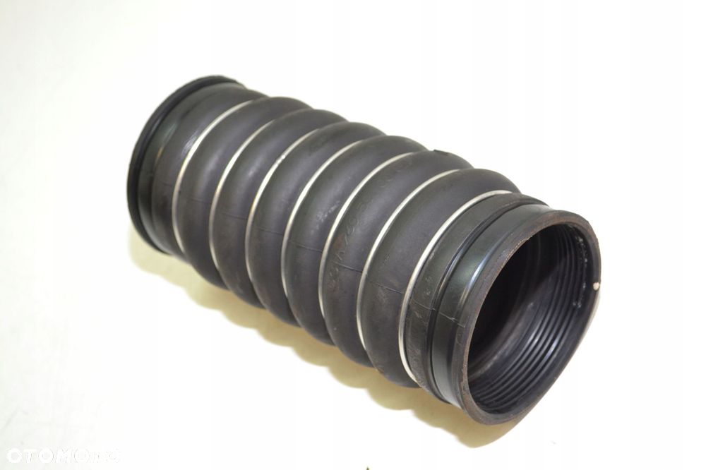 ACTROS MP4 AROCS PRZEWÓD CHŁODNICY POWIETRZA INTERCOOLER 9605010082 - 2