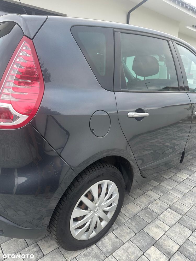 Renault Scenic - 10